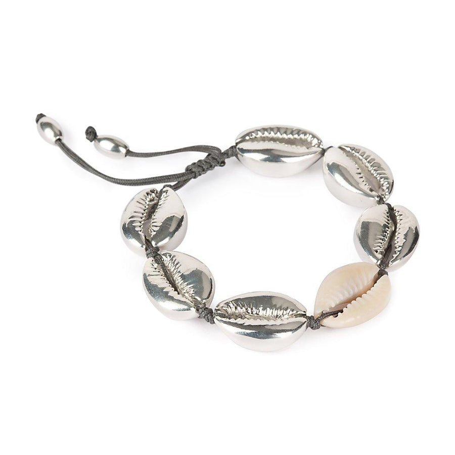 Concha Large Puka Shell Bracelet With Natural Shell